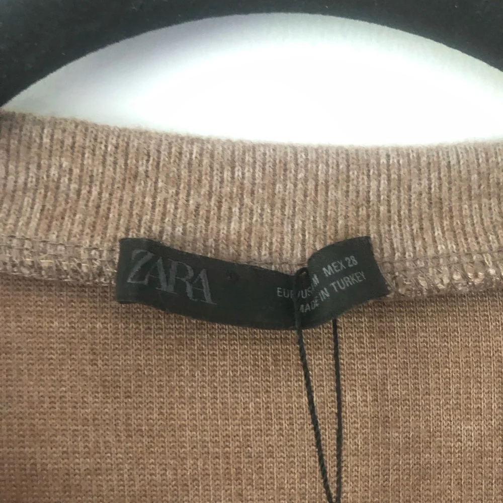 BNWT Zara Taupe V-Neck Soft Button Cardigan | Size M - Picture 4 of 7